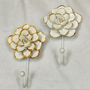 Floral Hooks White with Gold Trim